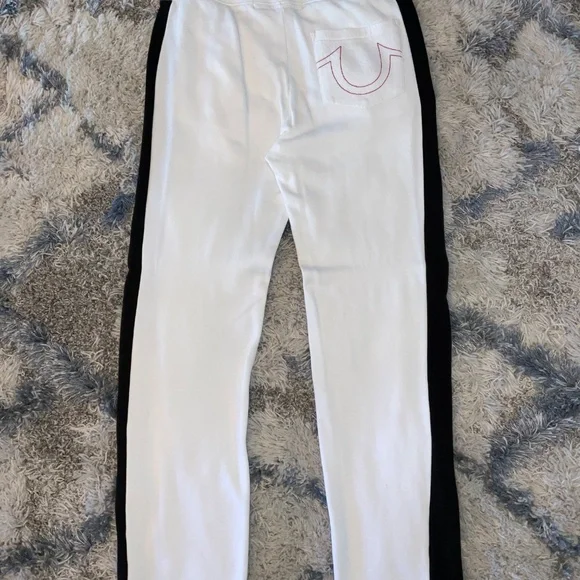 True Religion Men Set ** MIXED SIZE **